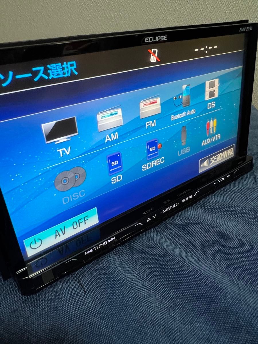 ECLIPSE AVN-Z03i ECLIPSE AVN-Z03i
