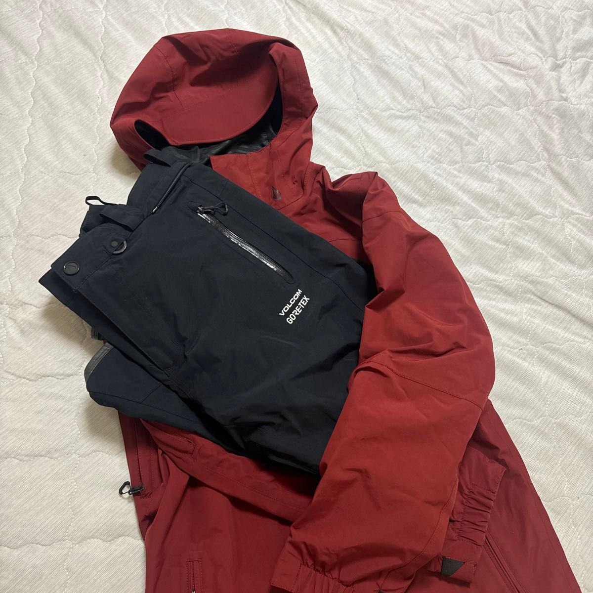 送料込 BURTON バートン 上下セット サイズM USED 送料無料 送料込 BURTON バートン 上下セット サイズM USED 送料無料