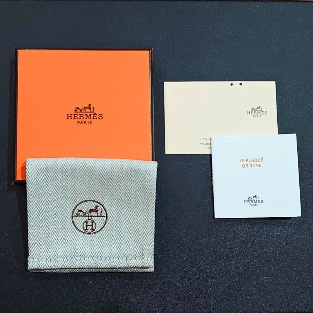 未使用】箱付 国内正規品 HERMES エルメス レザー ブレスレット 未使用】箱付 国内正規品 HERMES エルメス レザー ブレスレット