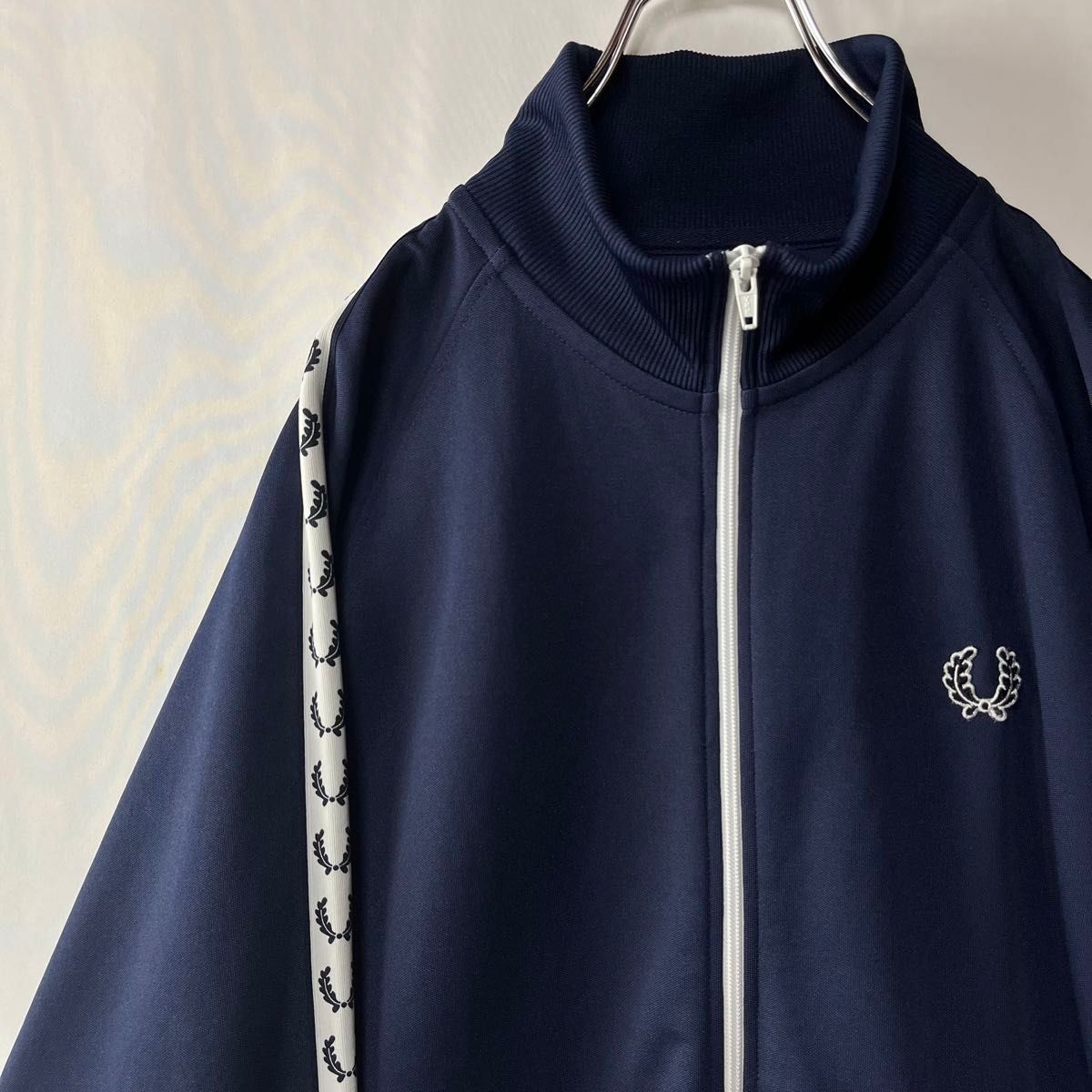 フレッドペリー トラックジャケット ワンポイントロゴ フレッドペリー トラックジャケット ワンポイントロゴ