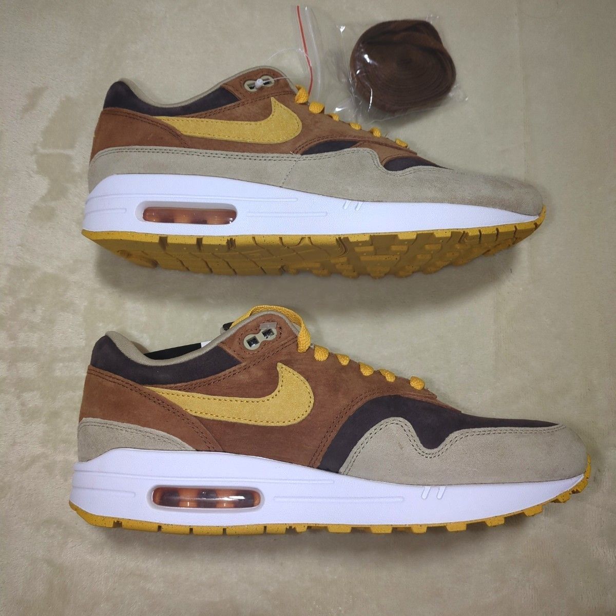 27 0】NIKE AIR MAX 1 PRM エアマックス ブラウンイエロー
