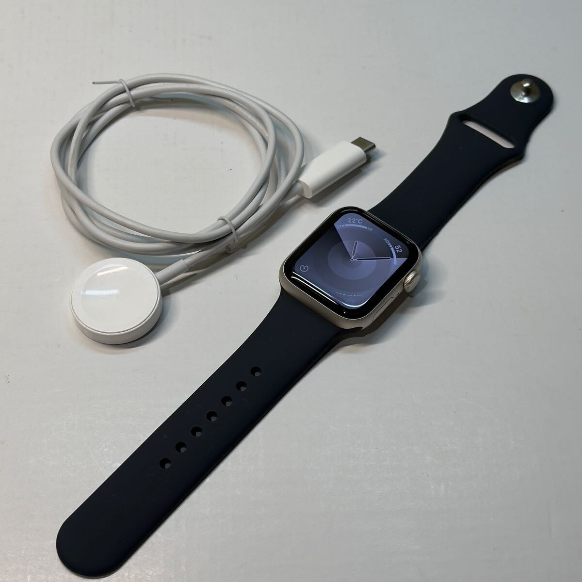 即決 ケア+ バッテリー100% Apple Watch SE2 40mm スターライト 即決 ケア+ バッテリー100% Apple Watch SE2 40mm スターライト