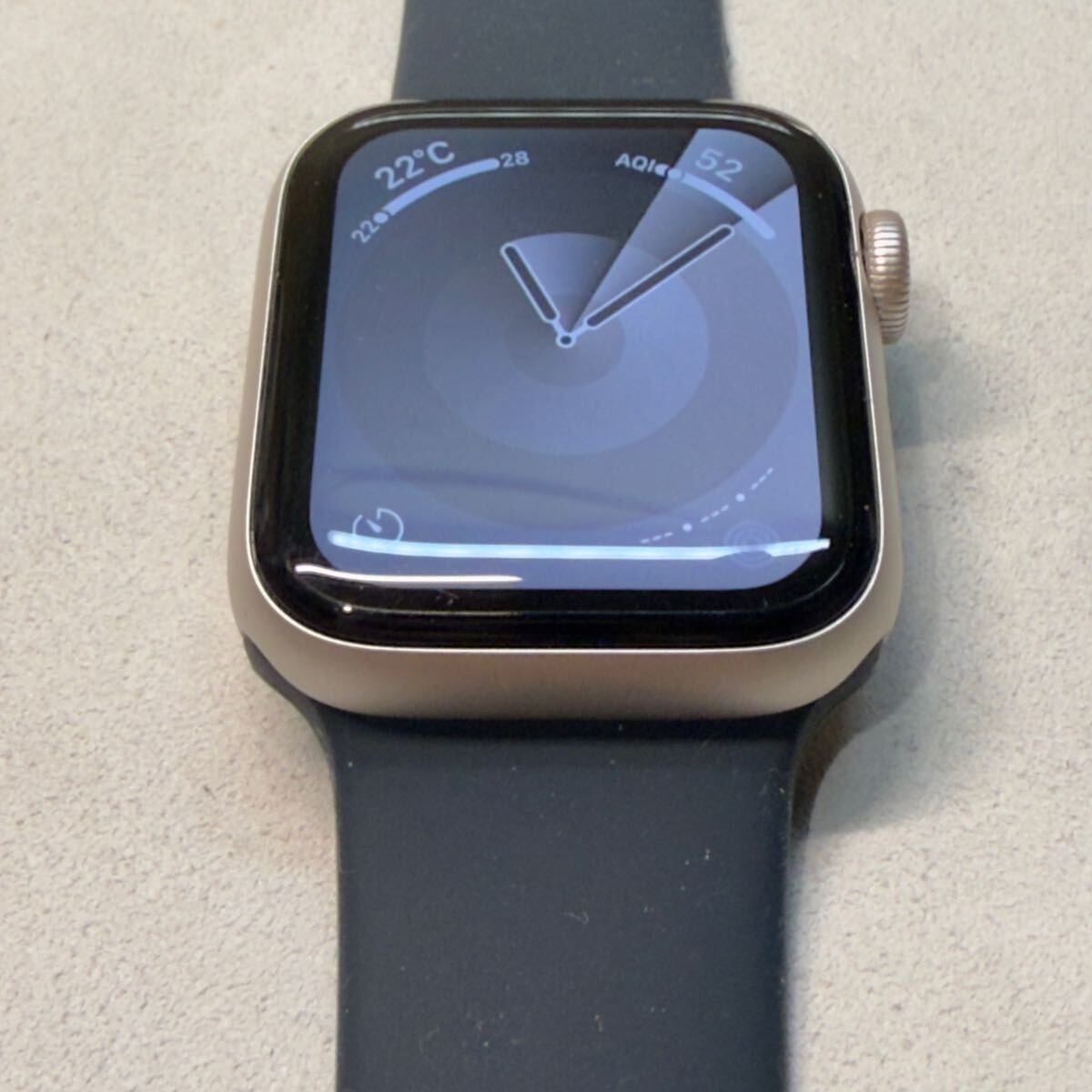 即決 ケア+ バッテリー100% Apple Watch SE2 40mm スターライト 即決 ケア+ バッテリー100% Apple Watch SE2 40mm スターライト