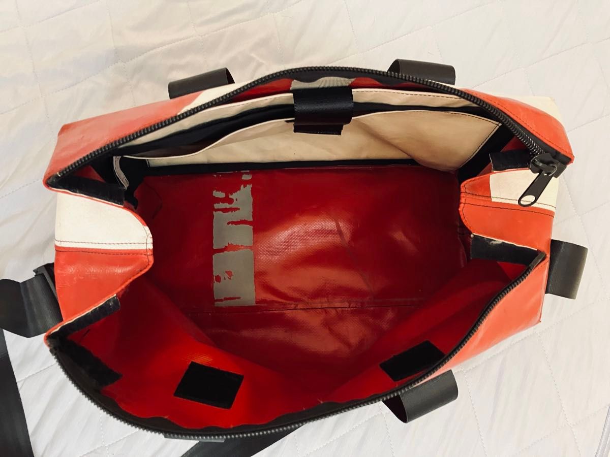 フライターグ FREITAG F45 LOIS スポーツバッグ USED 赤×白 フライターグ FREITAG F45 LOIS スポーツバッグ USED 赤×白