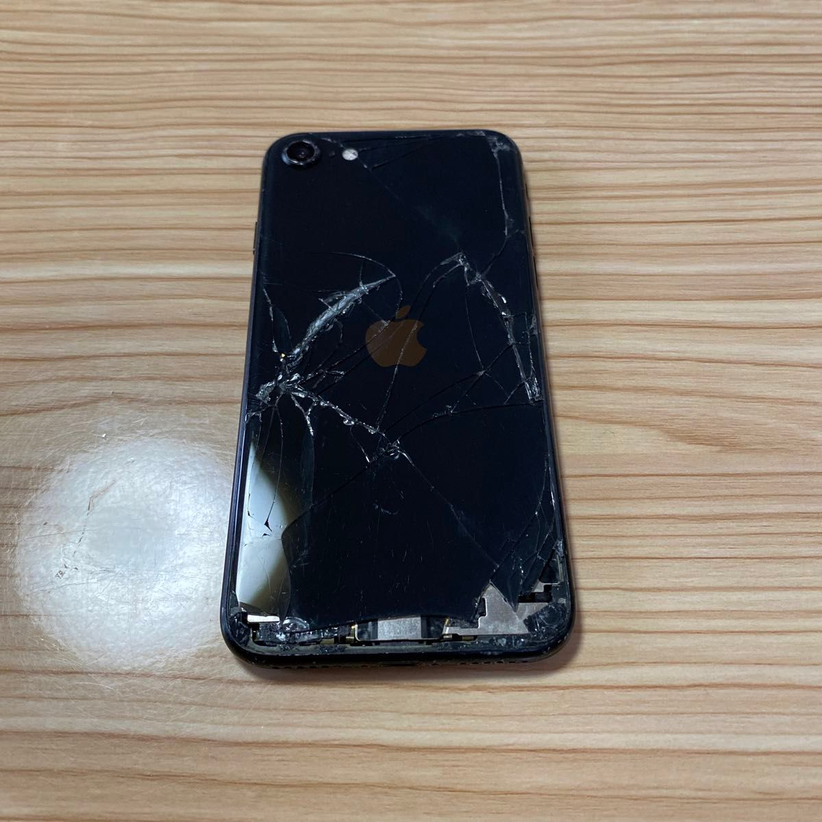 02930 iPhoneSE2 64GB ブラック SIMフリー ジャンク品 本体のみ 02930 iPhoneSE2 64GB ブラック SIMフリー ジャンク品 本体のみ