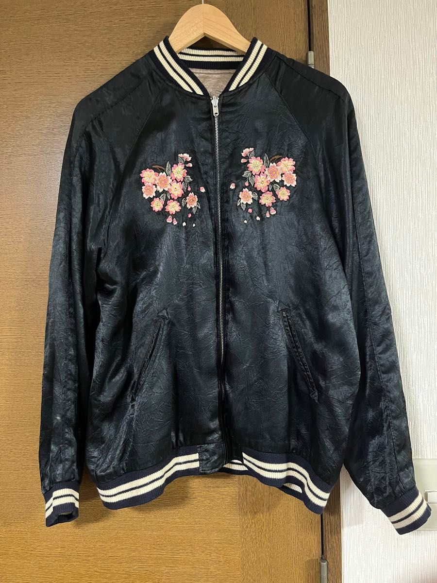 TAKEO KIKUCHI リバーシブル スカジャン 鯉と桜 刺繍 サイズ3 TAKEO KIKUCHI リバーシブル スカジャン 鯉と桜 刺繍 サイズ3