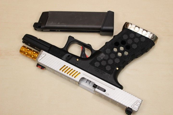 グロック17 東京マルイ AWフレーム カスタム ガスブローバック グロック17 東京マルイ AWフレーム カスタム ガスブローバック