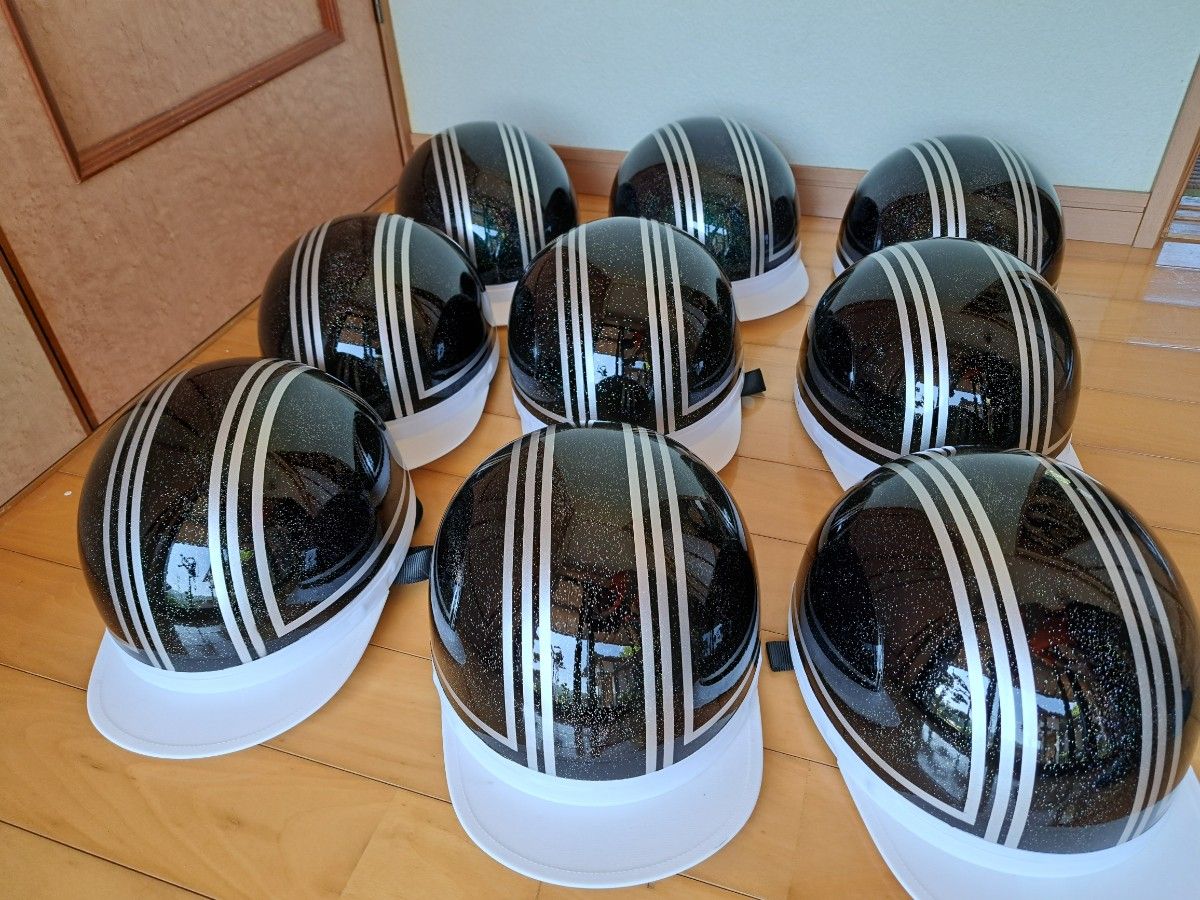 ひとつ6000円 レインボーラメフレーク カスタム塗装 半キャップ ひとつ6000円 レインボーラメフレーク カスタム塗装 半キャップ