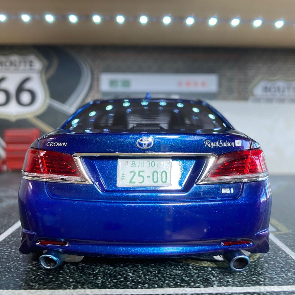 プラモデル完成品 アオシマ1/24 21クラウンロイヤル後期改 プラモデル完成品 アオシマ1/24 21クラウンロイヤル後期改