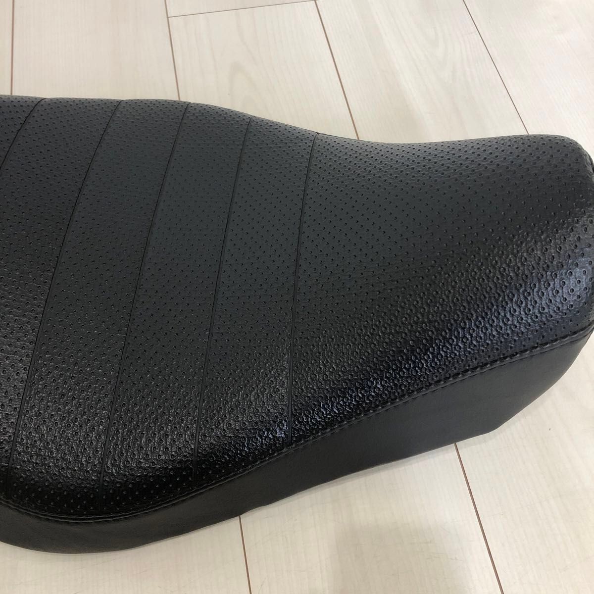 超美品】ハーレーダビッドソンスポーツスター純正シートXL1200R 超美品】ハーレーダビッドソンスポーツスター純正シートXL1200R