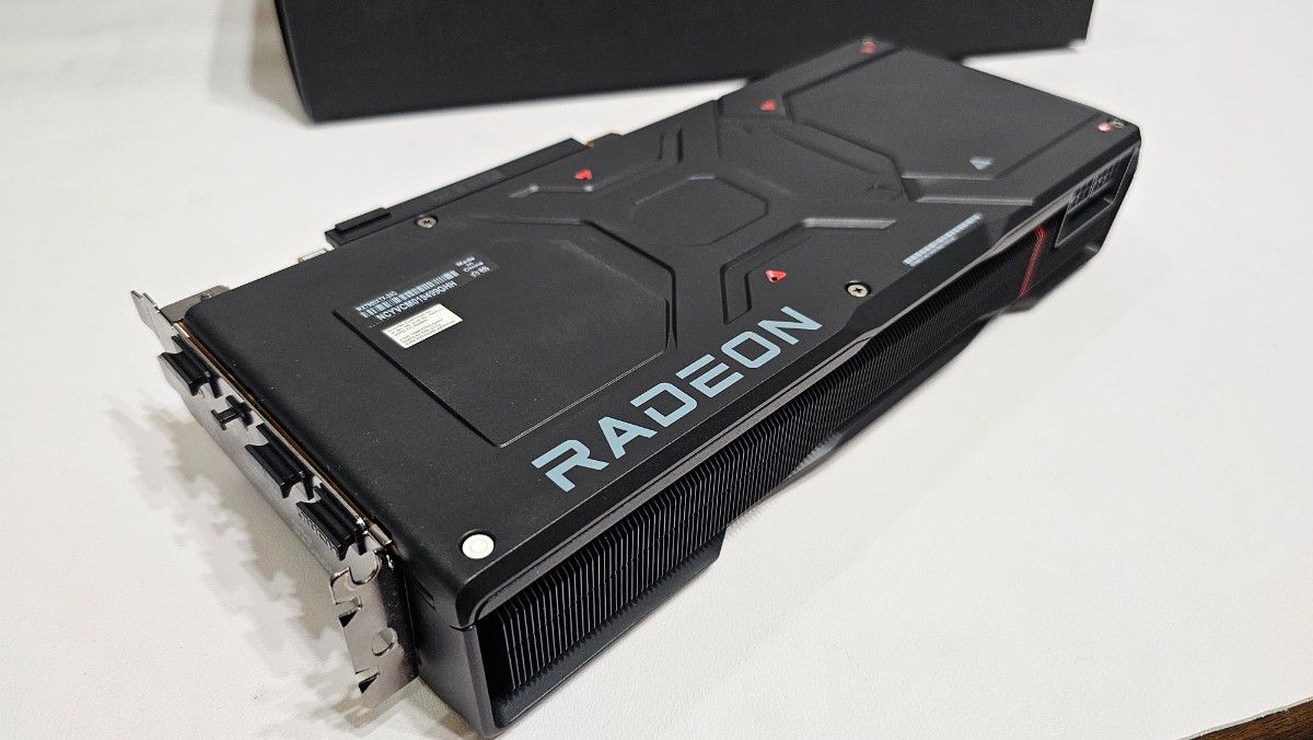 AMD(ASUS) RADEON RX 7900 XTX GDDR6 24GB リファレンスモデル AMD(ASUS) RADEON RX 7900 XTX GDDR6 24GB リファレンスモデル