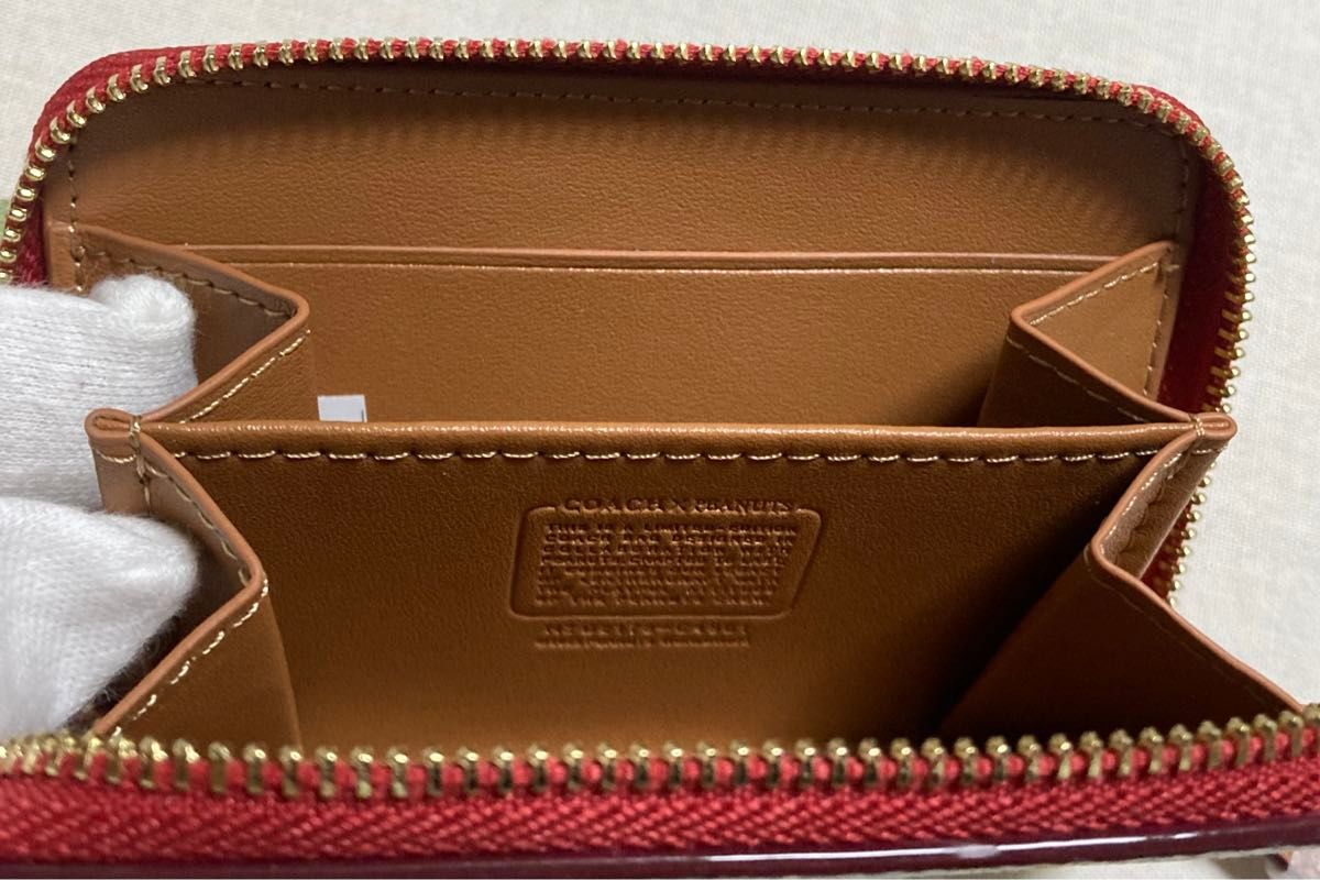 新品 COACH コーチ コインケース カードケース ミニ財布 SNOOPY 新品 COACH コーチ コインケース カードケース ミニ財布 SNOOPY