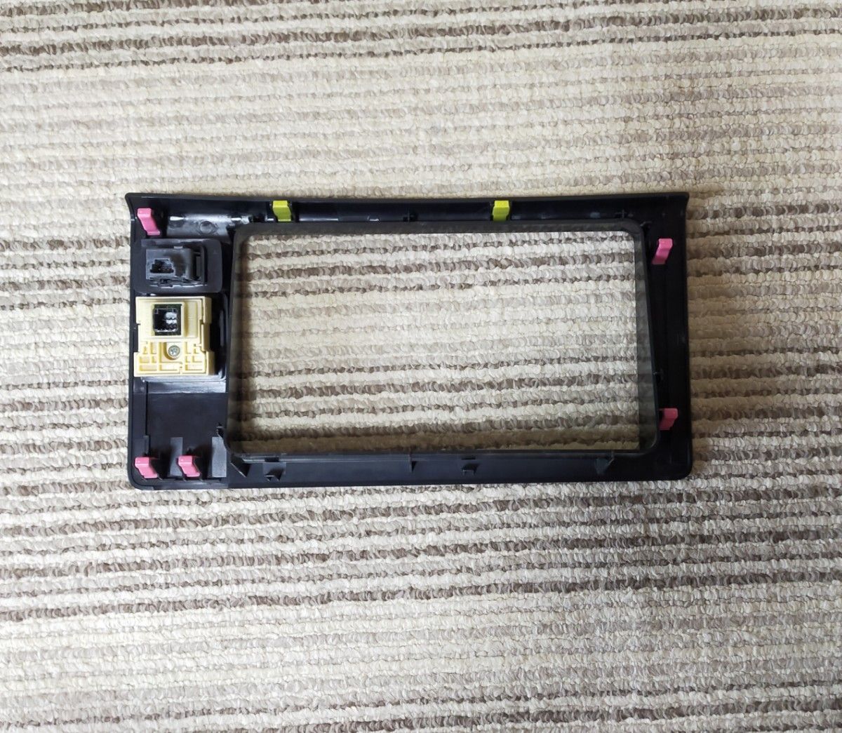 トヨタ純正 NHP10 アクア 9インチナビパネル｜Yahoo!フリマ（旧