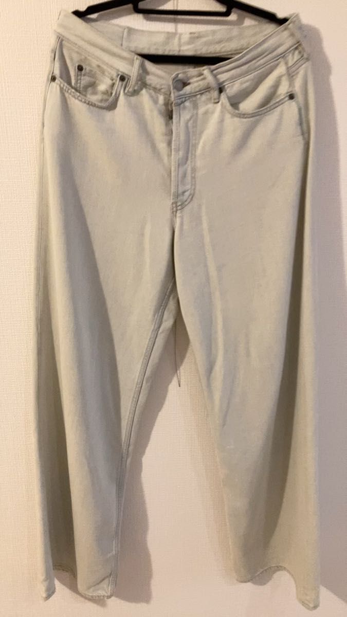 Acne Studios の1981 (ライトブルー) ジーンズ