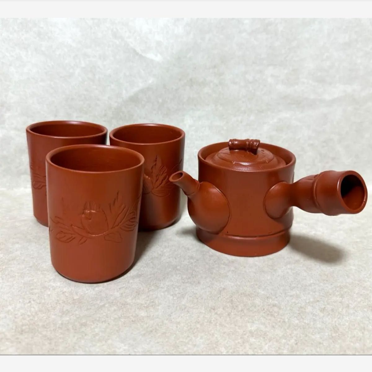 萬古焼 急須 湯呑み3個 セット 茶色 レトロ|Yahoo!フリマ(旧 萬古焼 急須 湯呑み3個 セット 茶色 レトロ|Yahoo!フリマ(旧