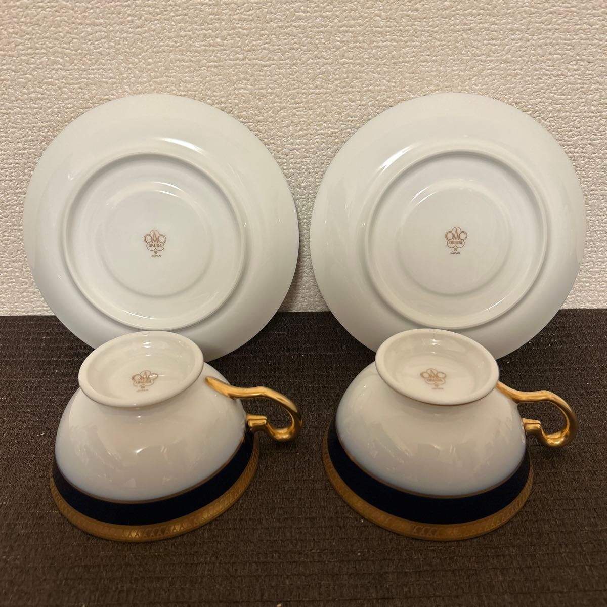 大倉陶園 瑠璃片葉金蝕 岡染め椿 ティー カップ&ソーサー 瑠璃 大倉陶園 瑠璃片葉金蝕 岡染め椿 ティー カップ&ソーサー 瑠璃