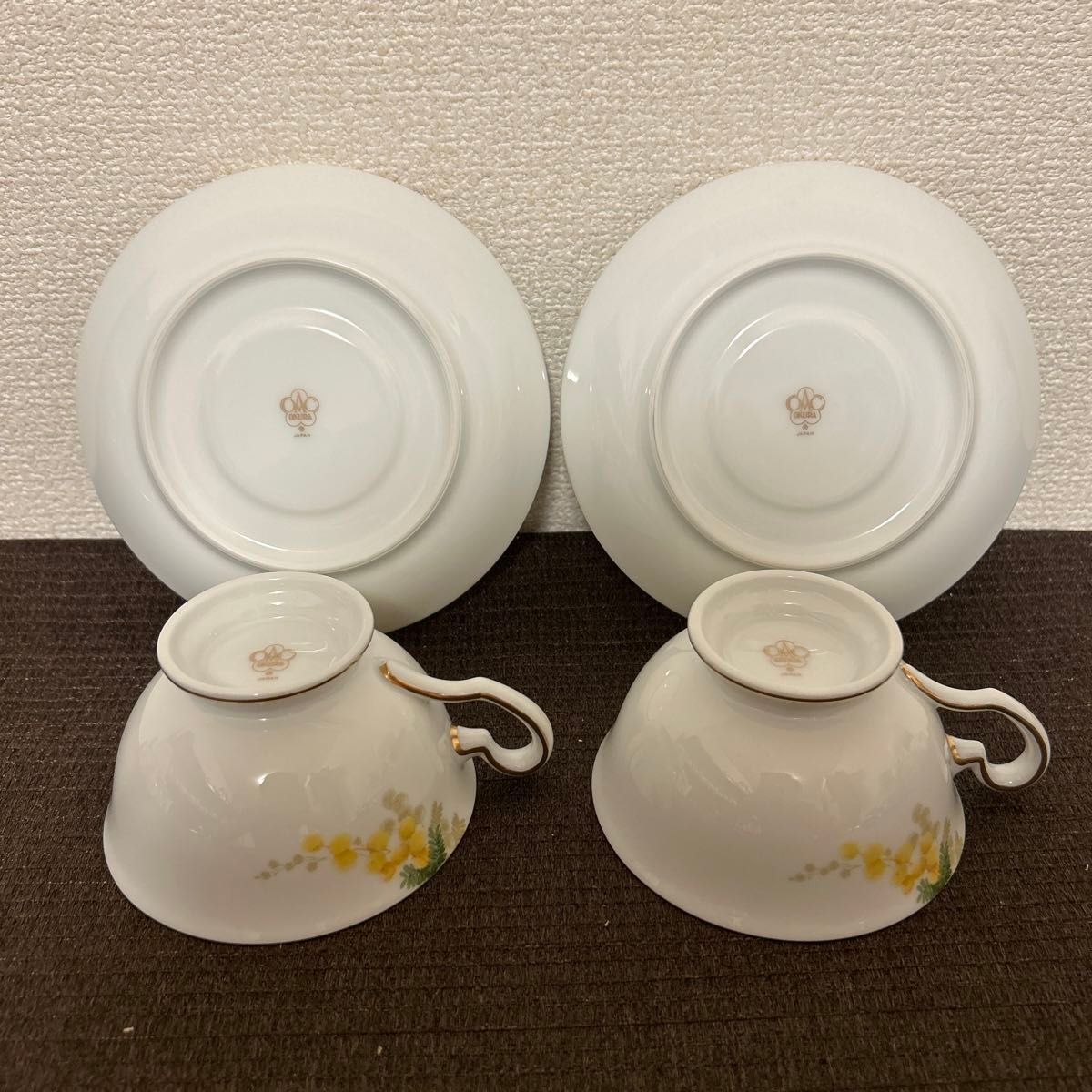 大倉陶園 ミモザ ティー カップ&ソーサー 花柄 金彩 未使用 大倉陶園 ミモザ ティー カップ&ソーサー 花柄 金彩 未使用