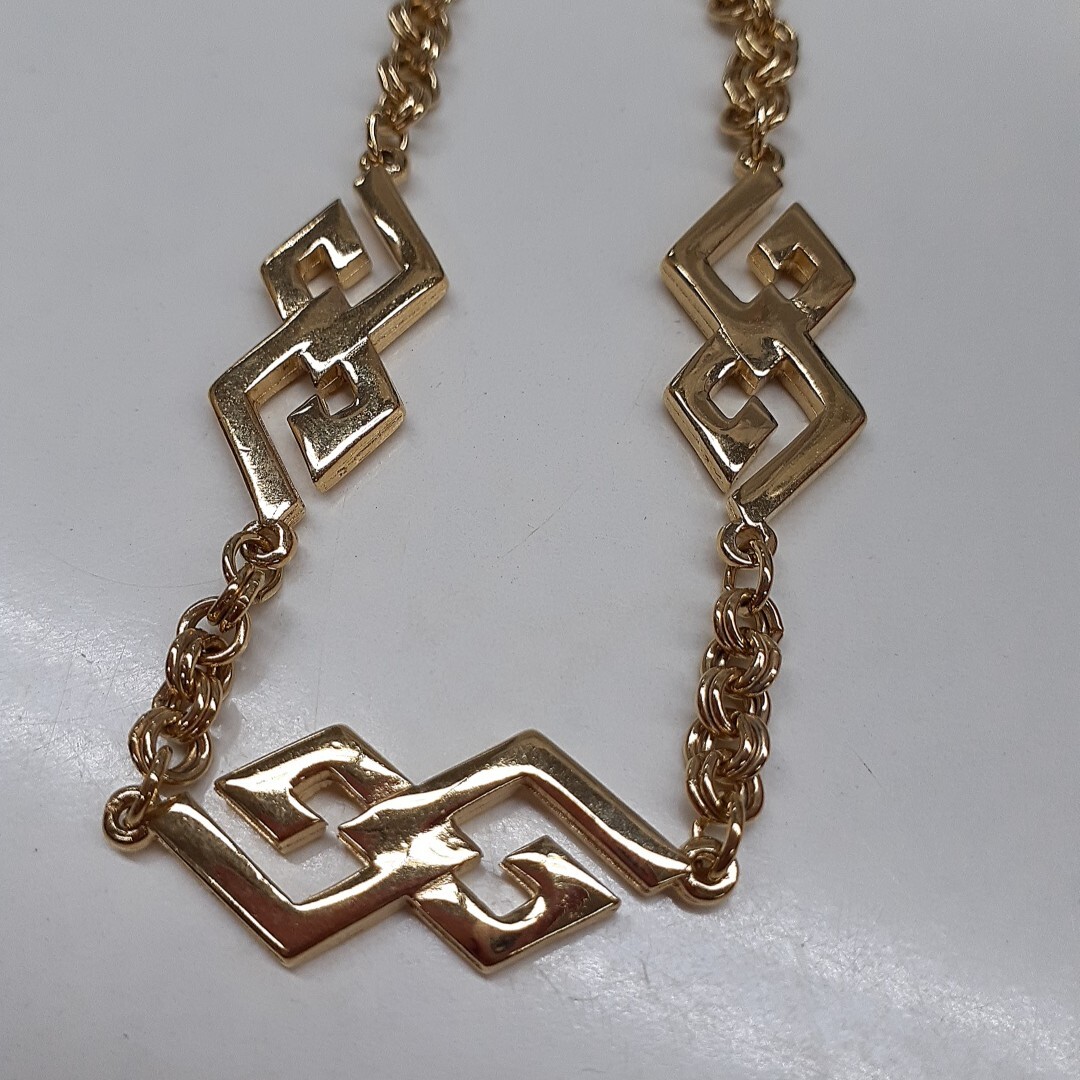 ☆GIVENCHY ジバンシィ Gロゴネックレス【中古】|アクセサリー ☆GIVENCHY ジバンシィ Gロゴネックレス【中古】|アクセサリー
