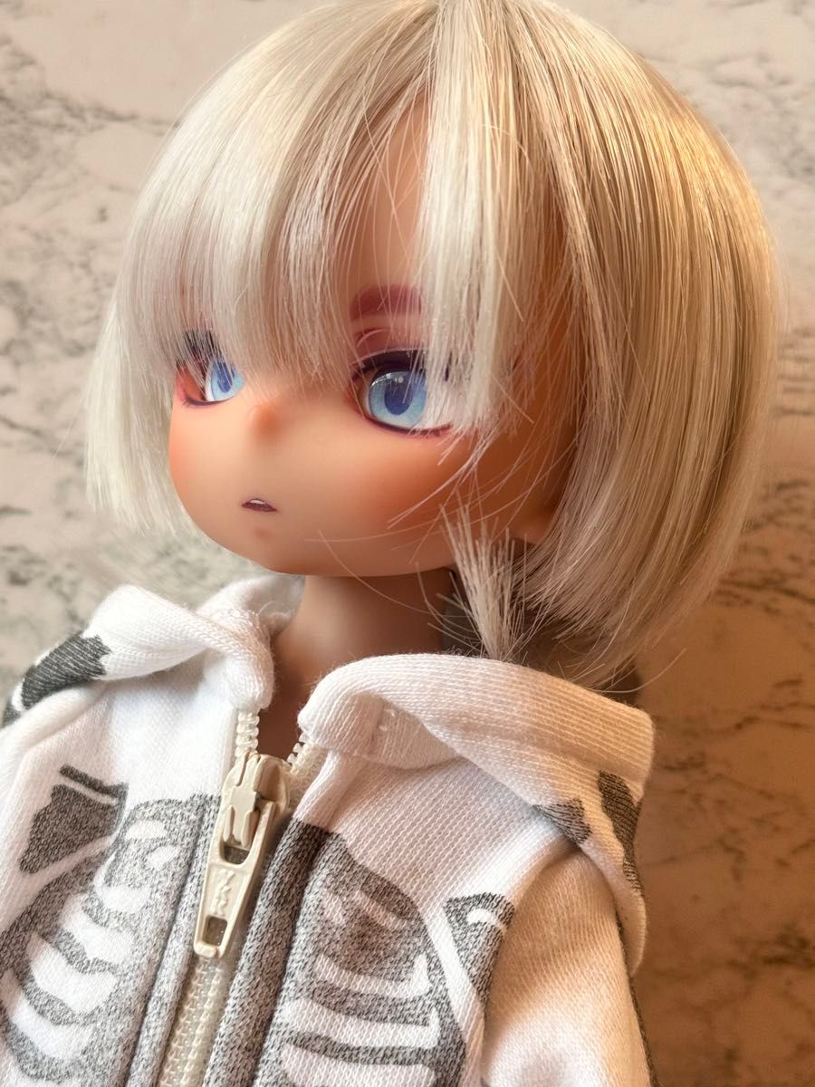 Imomo doll guru 本体 チョコ肌 オマケ多数 ウィッグ2点 服数点 Imomo doll guru 本体 チョコ肌 オマケ多数 ウィッグ2点 服数点
