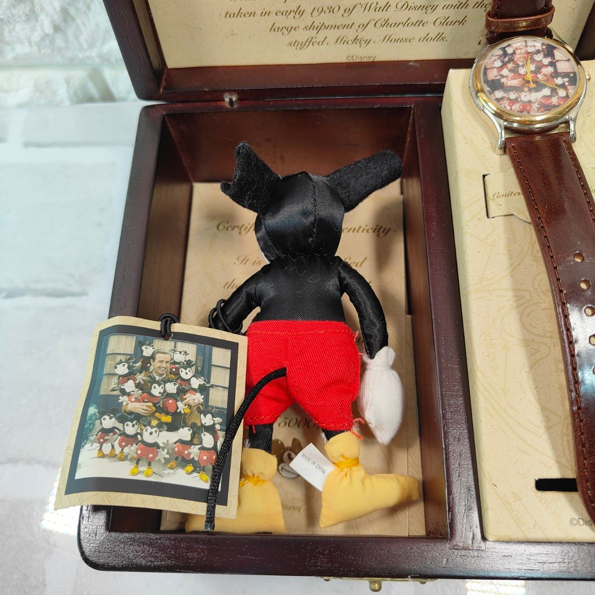 新品】稼働品 ディズニー オールドミッキー 腕時計 全世界 5000 新品】稼働品 ディズニー オールドミッキー 腕時計 全世界 5000