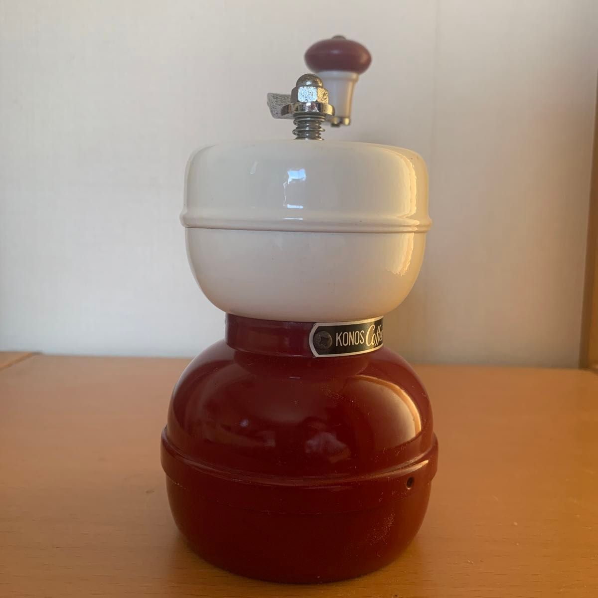 KONOS Coffee Mill 手動式 コーヒーミル コーノ 河野 ダルマ型 KONOS Coffee Mill 手動式 コーヒーミル コーノ 河野 ダルマ型