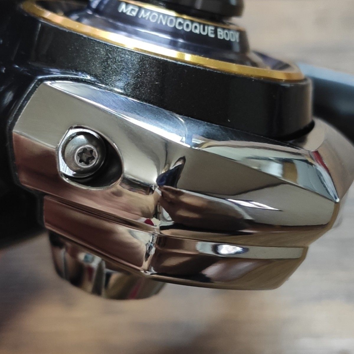 ダイワ 21カルディア LT3000-CXH リヤキャップ新品交換 各所 ダイワ 21カルディア LT3000-CXH リヤキャップ新品交換 各所