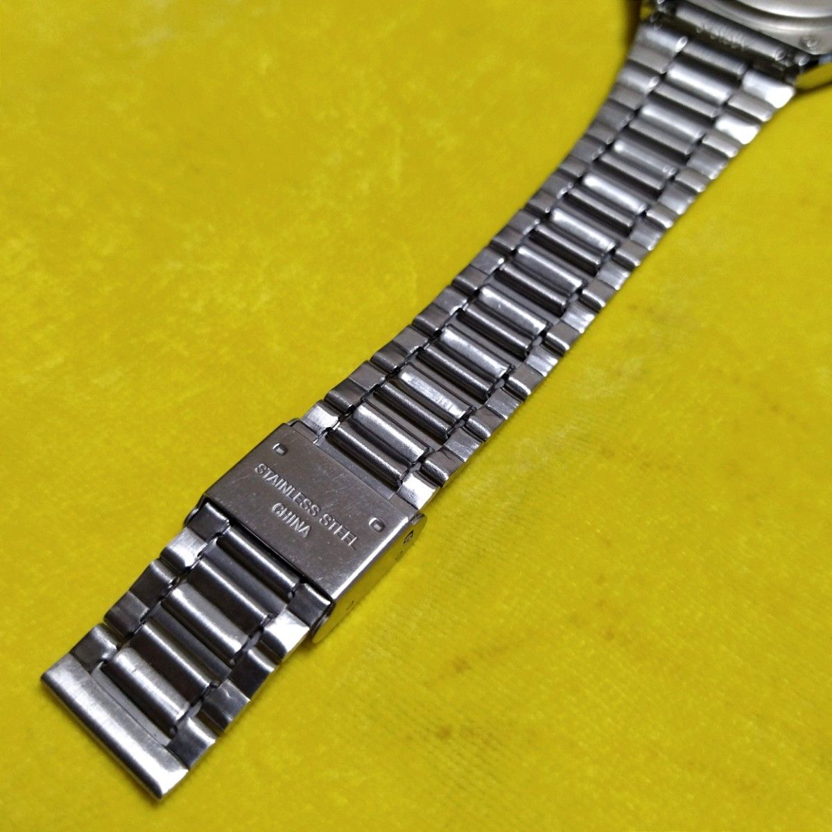 旧ロゴ カシオ A158WEA-9JF あいみょん 枠なし 美品|Yahoo 旧ロゴ カシオ A158WEA-9JF あいみょん 枠なし 美品|Yahoo