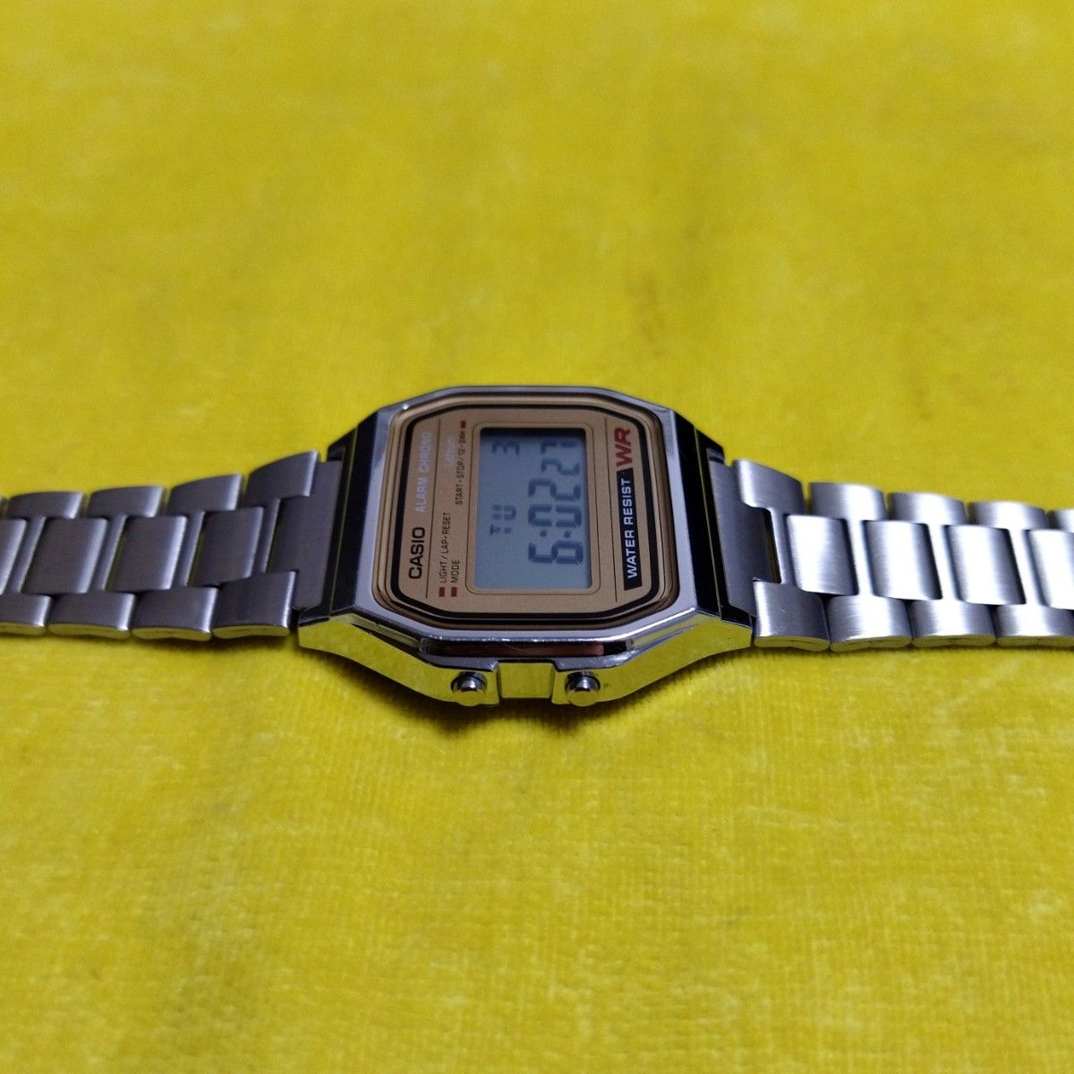 旧ロゴ カシオ A158WEA-9JF あいみょん 枠なし 美品|Yahoo 旧ロゴ カシオ A158WEA-9JF あいみょん 枠なし 美品|Yahoo
