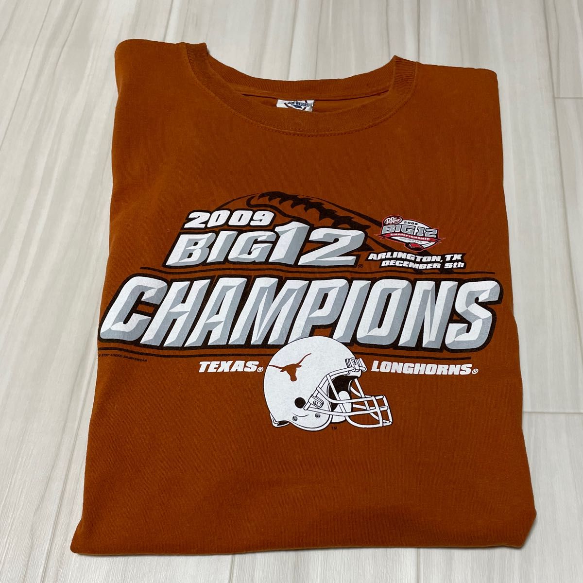 NFLチームテキサスロングホーンズプリントTシャツ ドクター NFLチームテキサスロングホーンズプリントTシャツ ドクター