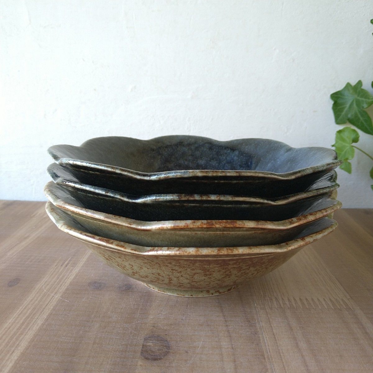 和花型浅鉢・4個 美濃焼 〈新品・未使用〉|Yahoo!フリマ(旧 和花型浅鉢・4個 美濃焼 〈新品・未使用〉|Yahoo!フリマ(旧
