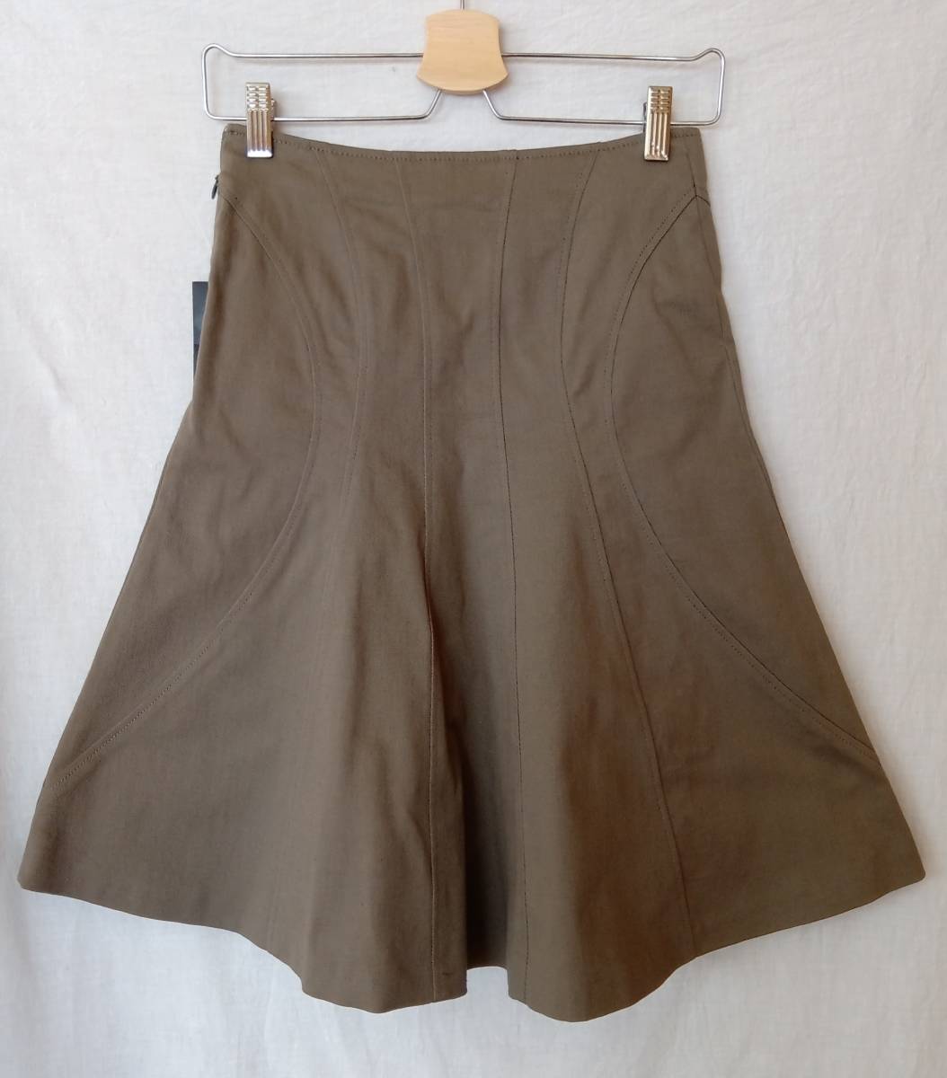 ★新品 ライカ RAIKA LE TENDA スカート 定価￥19,950　半額以下！