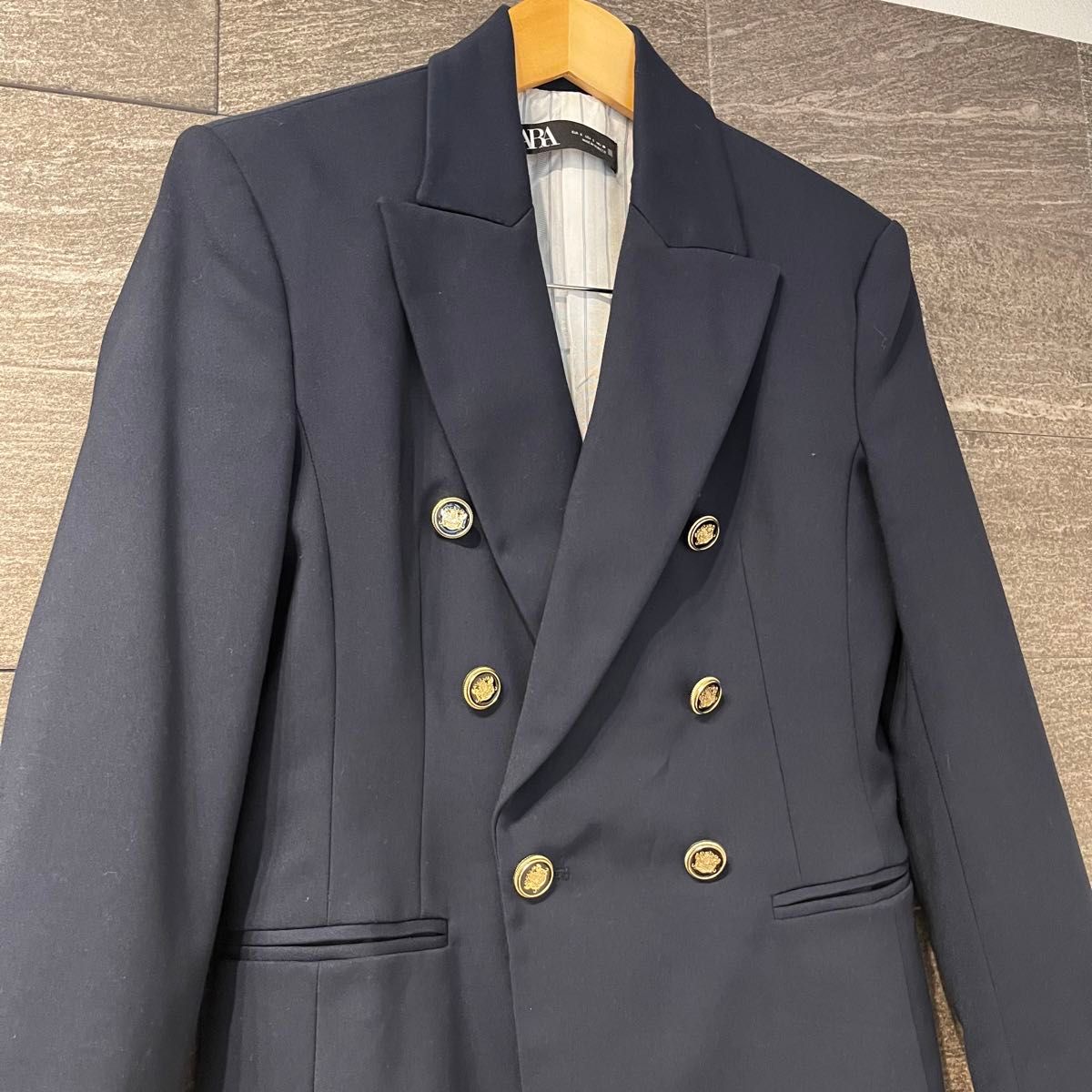 美品 ZARA ザラ 金ボタン ネイビージャケット ブレザー 紺ブレ 美品 ZARA ザラ 金ボタン ネイビージャケット ブレザー 紺ブレ