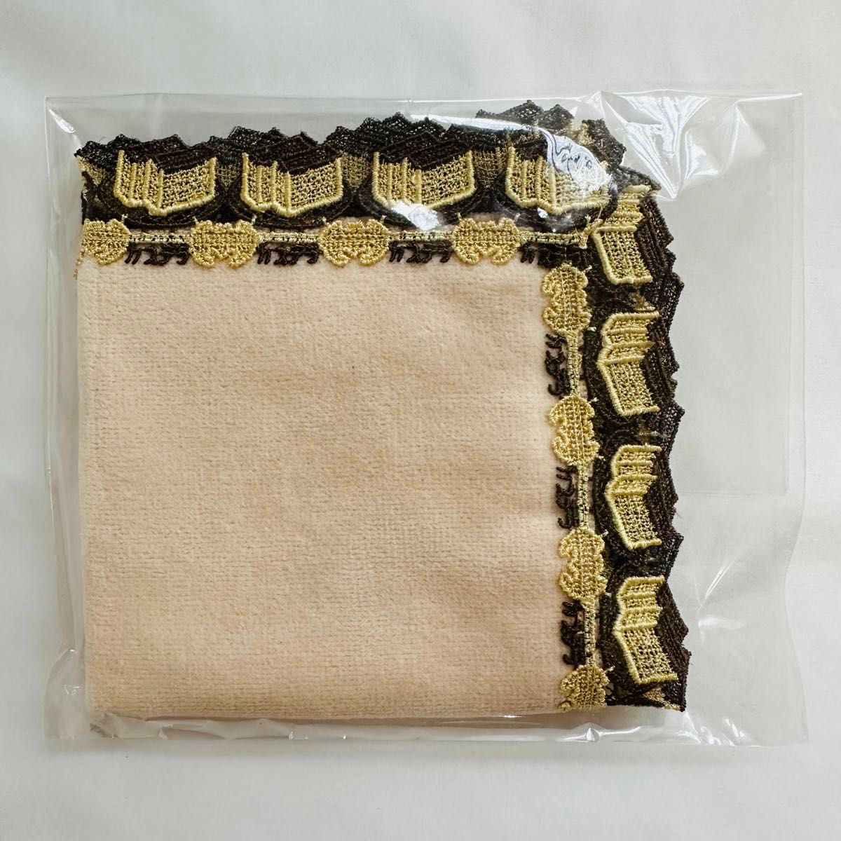福砂屋 近沢レース コラボ ハンカチ ピンク 限定|Yahoo!フリマ 福砂屋 近沢レース コラボ ハンカチ ピンク 限定|Yahoo!フリマ