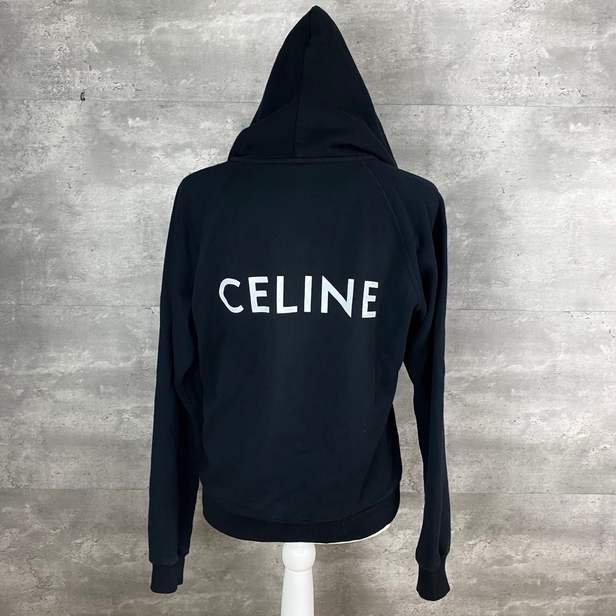 CELINE パーカー バックプリント ロゴプリント ブラック Sサイズ CELINE パーカー バックプリント ロゴプリント ブラック Sサイズ