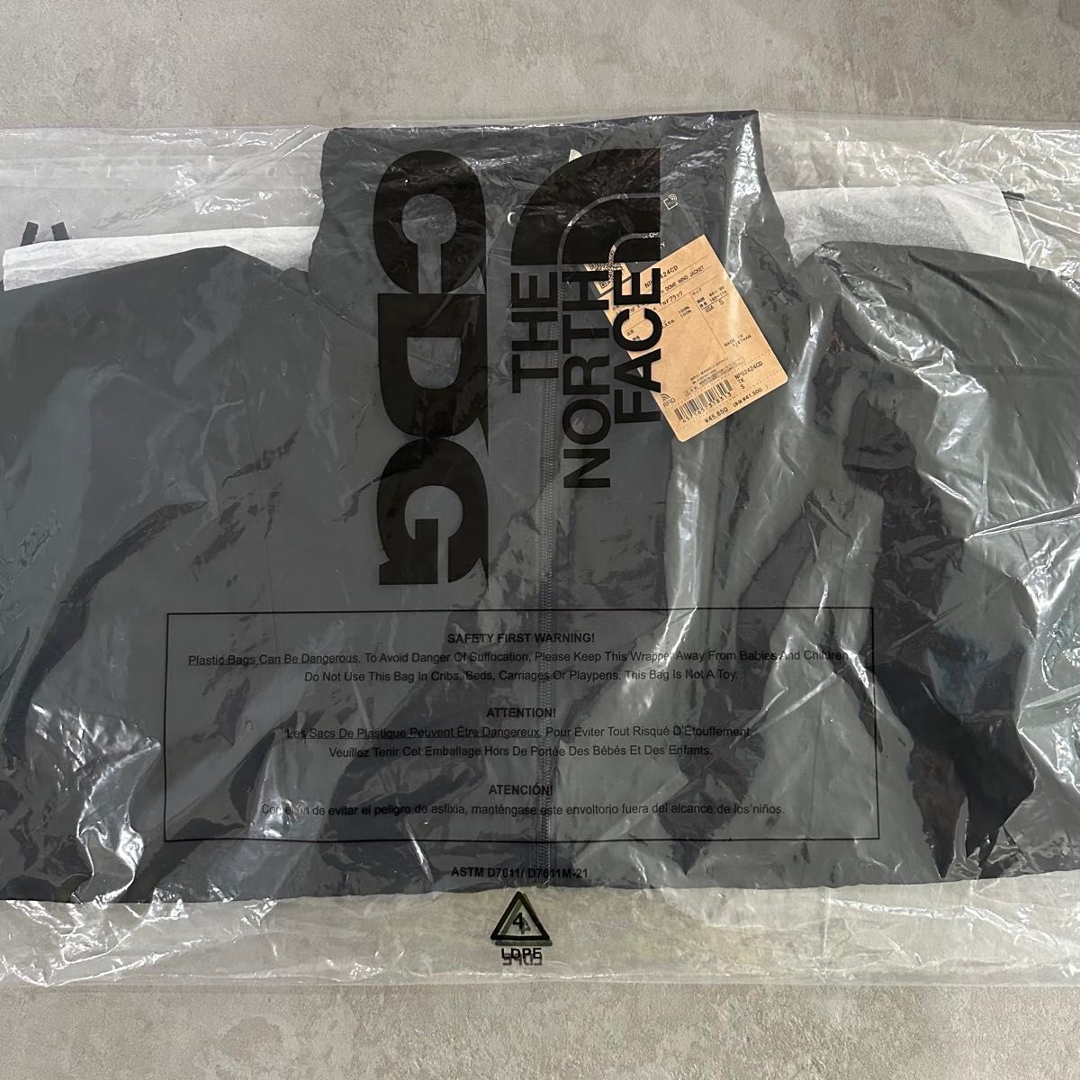 新品未開封】CDG x THE NORTH FACE NORTH DOME WIND JACKET /黒S 新品未開封】CDG x THE NORTH FACE NORTH DOME WIND JACKET /黒S