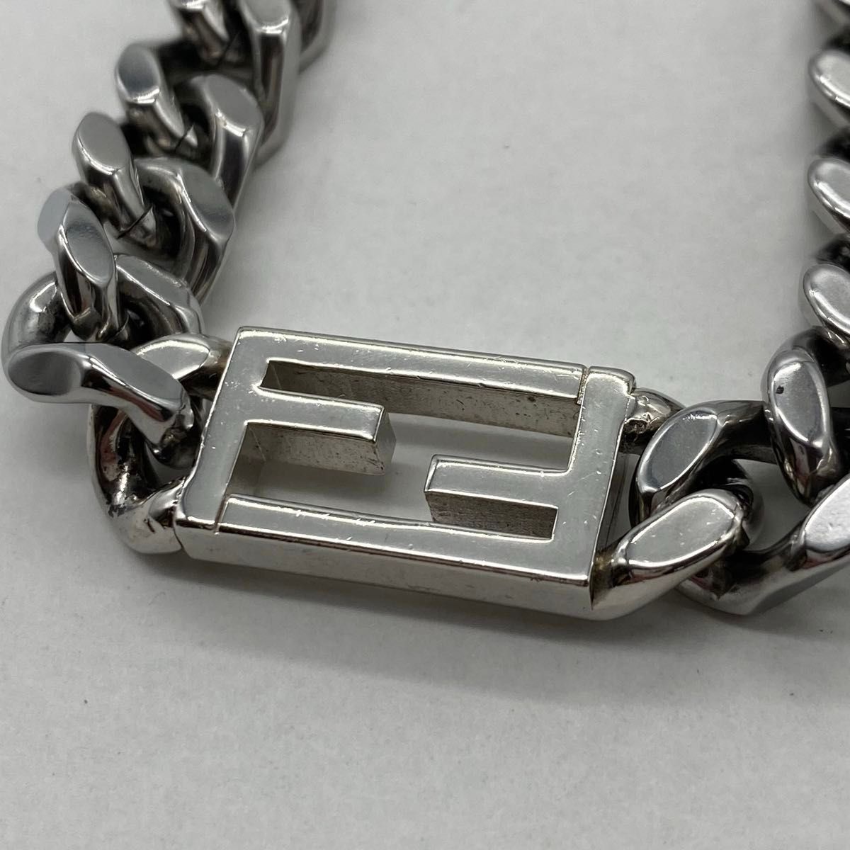 FENDI バゲットネックレス シルバー フェンディ 目黒蓮着用 FENDI バゲットネックレス シルバー フェンディ 目黒蓮着用