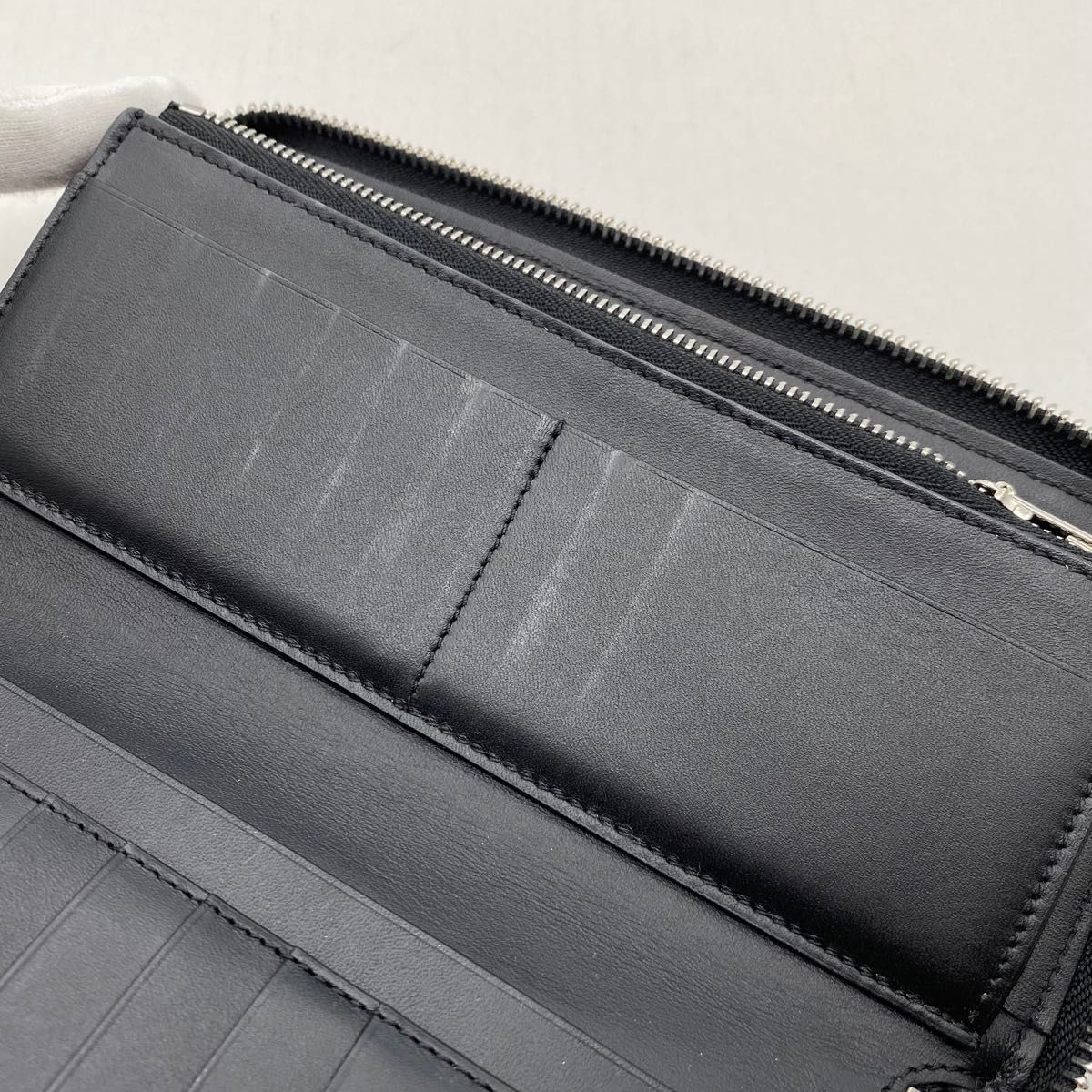 ロエベ LOEWE アナグラム 長財布 レザー シボ革 オーガナイザー ロエベ LOEWE アナグラム 長財布 レザー シボ革 オーガナイザー