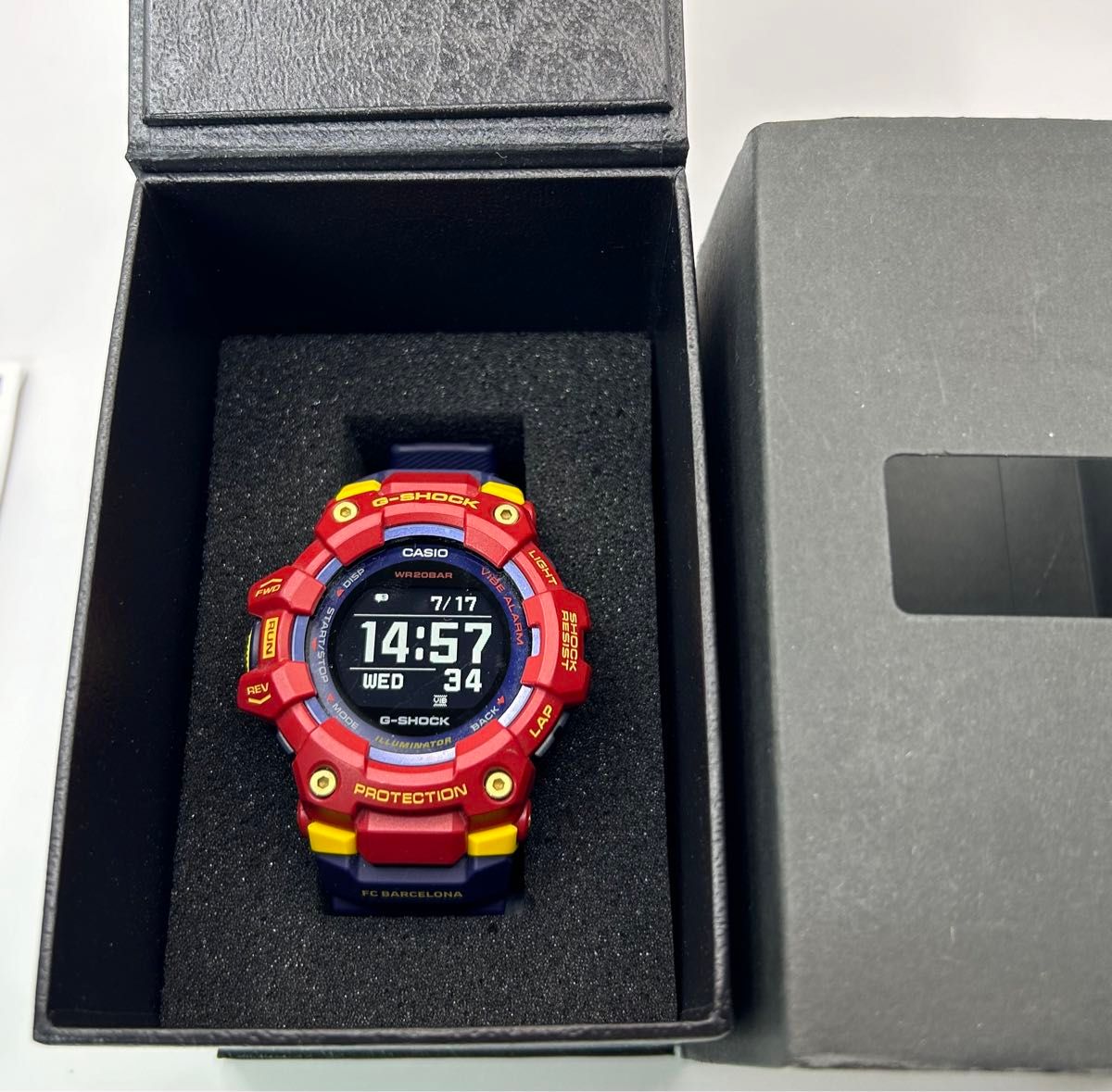 美品】CASIO G-SHOCK FCバルセロナ コラボモデル 3481 カシオ 美品】CASIO G-SHOCK FCバルセロナ コラボモデル 3481 カシオ