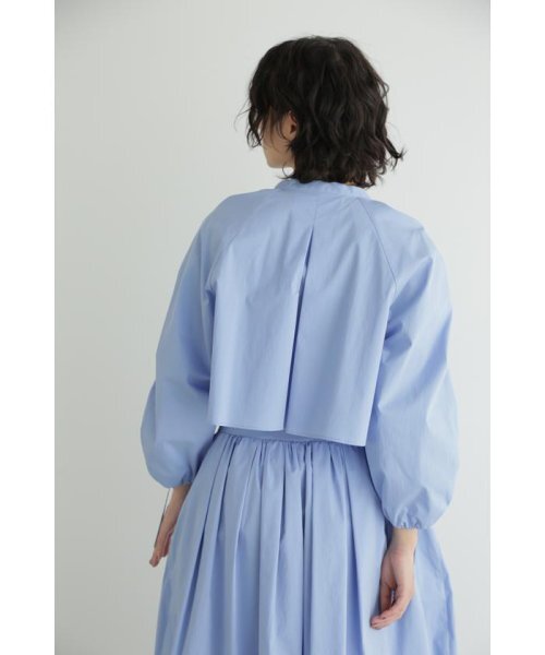 バックスタイル。お色違いですがご參考に。