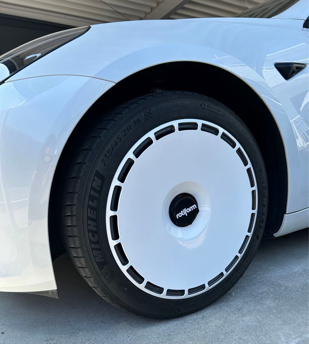 テスラ モデル3 ホイールカバー4枚セット エアロホイールカバー テスラ モデル3 ホイールカバー4枚セット エアロホイールカバー