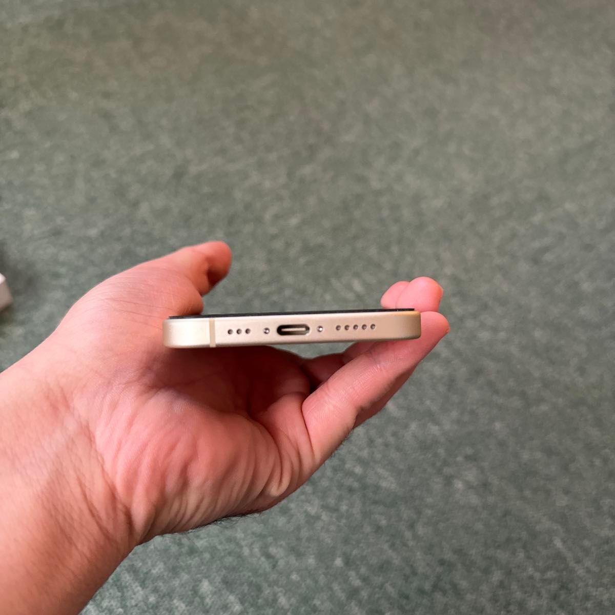 げこたろう様専用】iPhone 15 128gb イエロー 美品 SIMフリー げこたろう様専用】iPhone 15 128gb イエロー 美品 SIMフリー