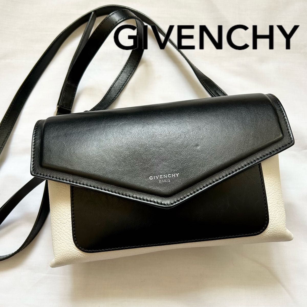 美品 GIVENCHY ショルダーバッグ レザー ブラック クロスボディ 美品 GIVENCHY ショルダーバッグ レザー ブラック クロスボディ