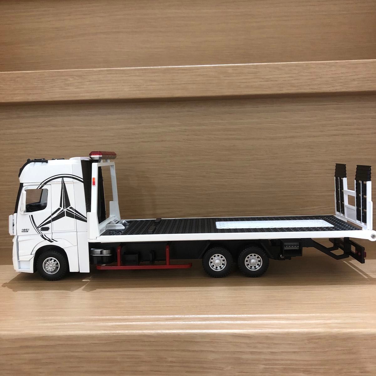 1/24 メルセデスベンツ 積載車 アクトロス キャリアカー 積車 1/24 メルセデスベンツ 積載車 アクトロス キャリアカー 積車