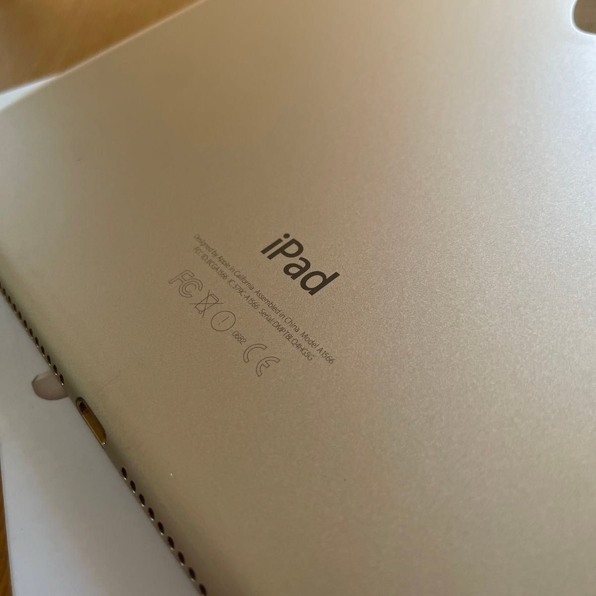 Apple iPad Air2 32G ゴールド Wi-Fiモデル A1566 MNV72J/A 動作 Apple iPad Air2 32G ゴールド Wi-Fiモデル A1566 MNV72J/A 動作
