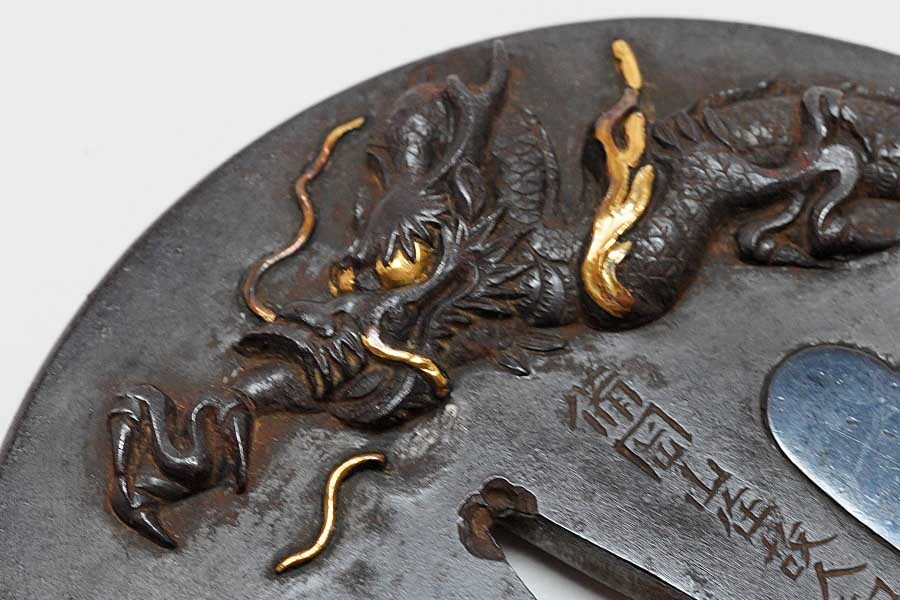 秀逸 刀装具 七福神図小柄 無銘 素銅地 鋤出 高彫 金色絵 侍 秀逸 刀装具 七福神図小柄 無銘 素銅地 鋤出 高彫 金色絵 侍