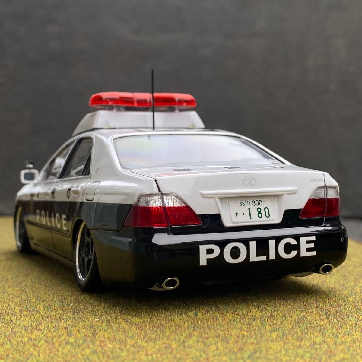 18ゼロクラ パトカー改 アオシマ文化教材1/24完成品 送料無料 18ゼロクラ パトカー改 アオシマ文化教材1/24完成品 送料無料