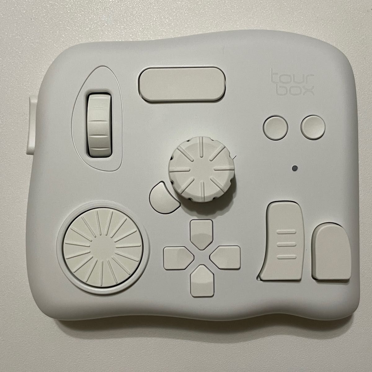 TourBox Elite White 左手デバイス 純正ケーブル|Yahoo!フリマ TourBox Elite White 左手デバイス 純正ケーブル|Yahoo!フリマ