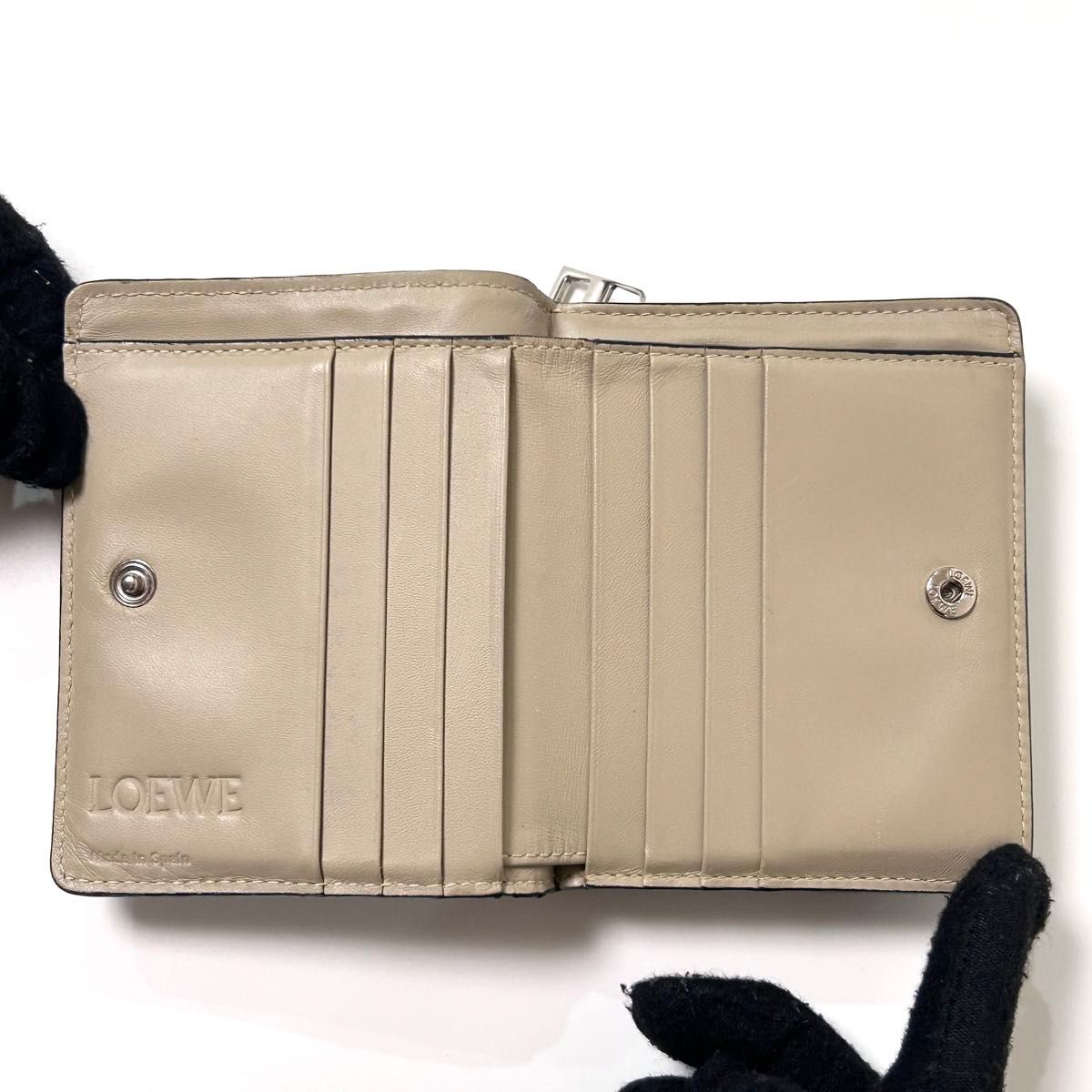 LOEWE ロエベ アナグラム リピート コンパクト ジップ LOEWE ロエベ アナグラム リピート コンパクト ジップ