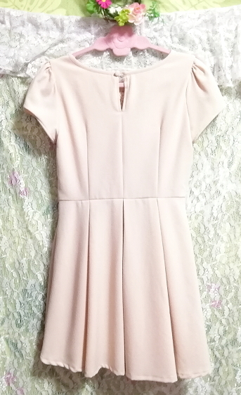 Paypayフリマ ベージュピンク胸元編み花柄ピンクワンピース Beige Pink Chest Knitting Floral Pattern Pink Onepiece Paypayフリマ ベージュピンク胸元編み花柄ピンクワンピース Beige Pink Chest Knitting Floral Pattern Pink Onepiece