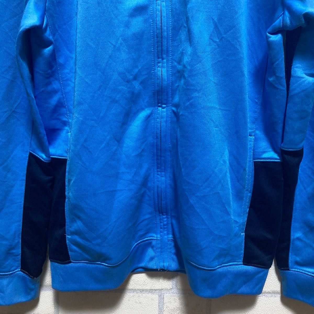 00s NIKE ヴィンテージ トラックジャケット レトロデザイン 水色 00s NIKE ヴィンテージ トラックジャケット レトロデザイン 水色
